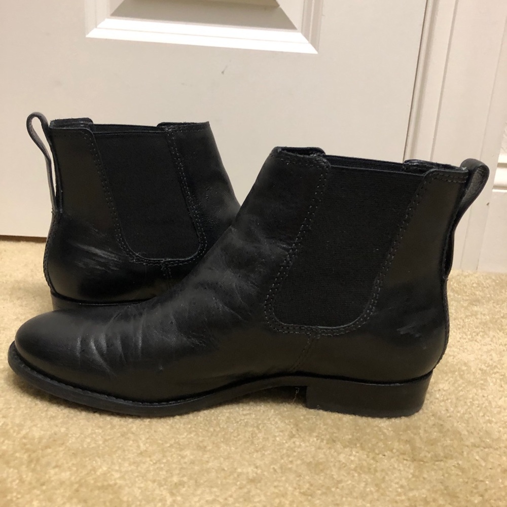 LL Bean Chelsea boot